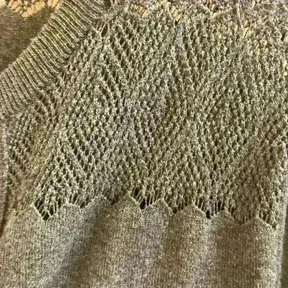 Eddie Bauer Gray Cardigan with Faux Gemstone Buttons and Patterned Top XL - Picture 5 of 11